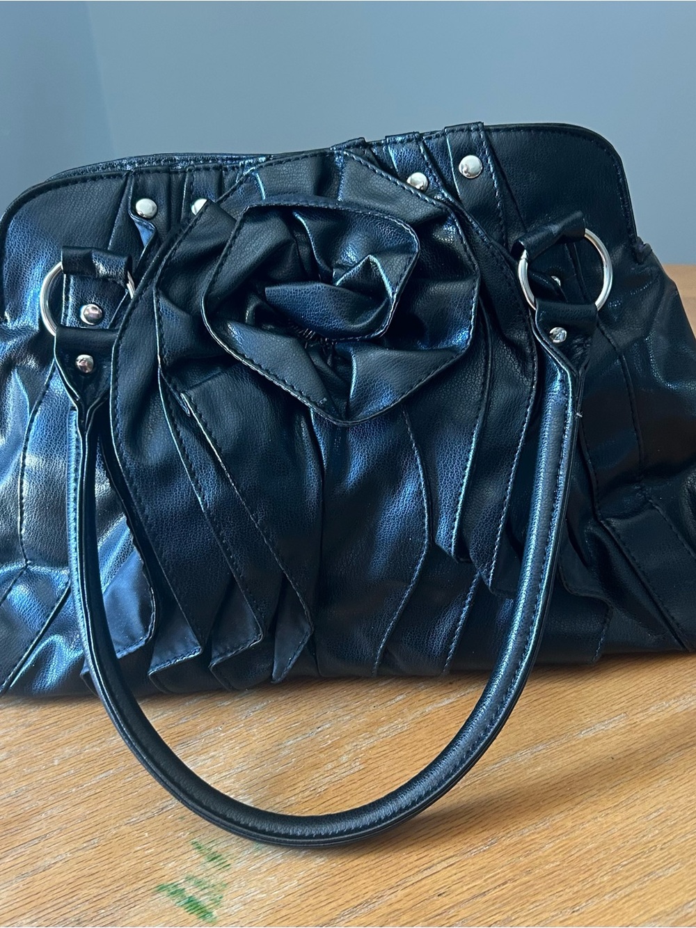 Daisy Fuentes Black Faux Leather Handbag Y2K